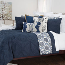 Load image into Gallery viewer, Rizzy Home BQ4709 Simpson Indigo
