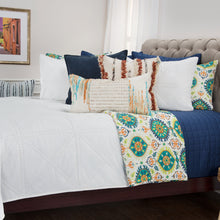 Load image into Gallery viewer, Rizzy Home BQ4834 Maddux Place- Simpson White
