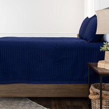 Load image into Gallery viewer, Rizzy Home BQ6048 Parker- Indigo
