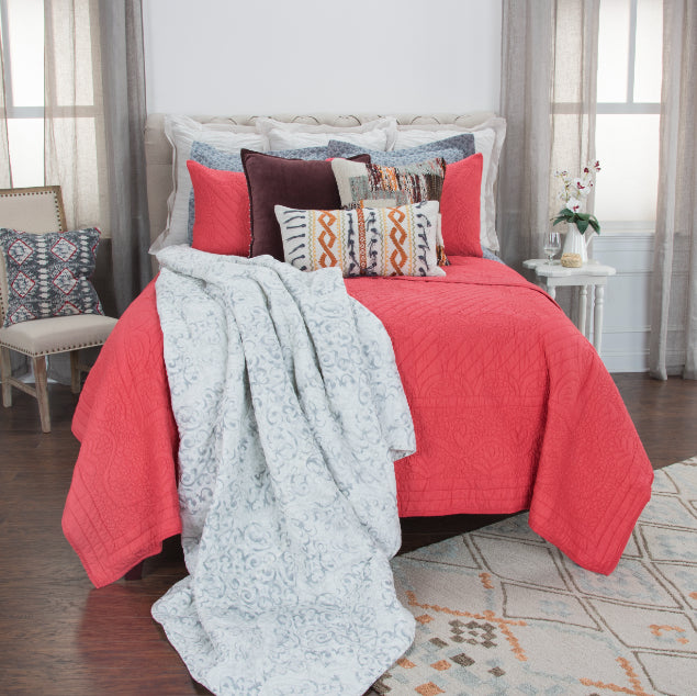 Rizzy Home BT1790 Moroccan Fling Coral