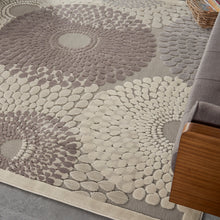 Load image into Gallery viewer, Nourison Graphic Illusions GIL04 Grey 7&#39; Square Rug GIL04 Grey
