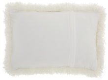 Load image into Gallery viewer, Mina Victory Lush Yarn White Shag Throw Pillow TL003 14&quot;X20&quot;
