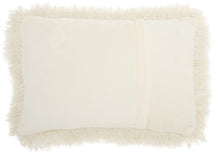 Load image into Gallery viewer, Mina Victory Yarn Shimmer Cream Shag Throw Pillow TL004 14&quot; x 20&quot;
