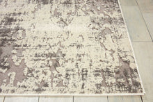 Load image into Gallery viewer, Michael Amini Gleam MA602 Grey and White 5&#39;x7&#39; Area Rug MA602 Ivory/Grey
