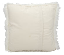 Load image into Gallery viewer, Mina Victory Fur Remen Poly Faux Fur White Throw Cube FL100 16&quot; x 16&quot;
