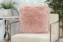 Load image into Gallery viewer, Mina Victory Lush Yarn Rose Shag Throw Pillow TL003 20&quot;X20&quot;
